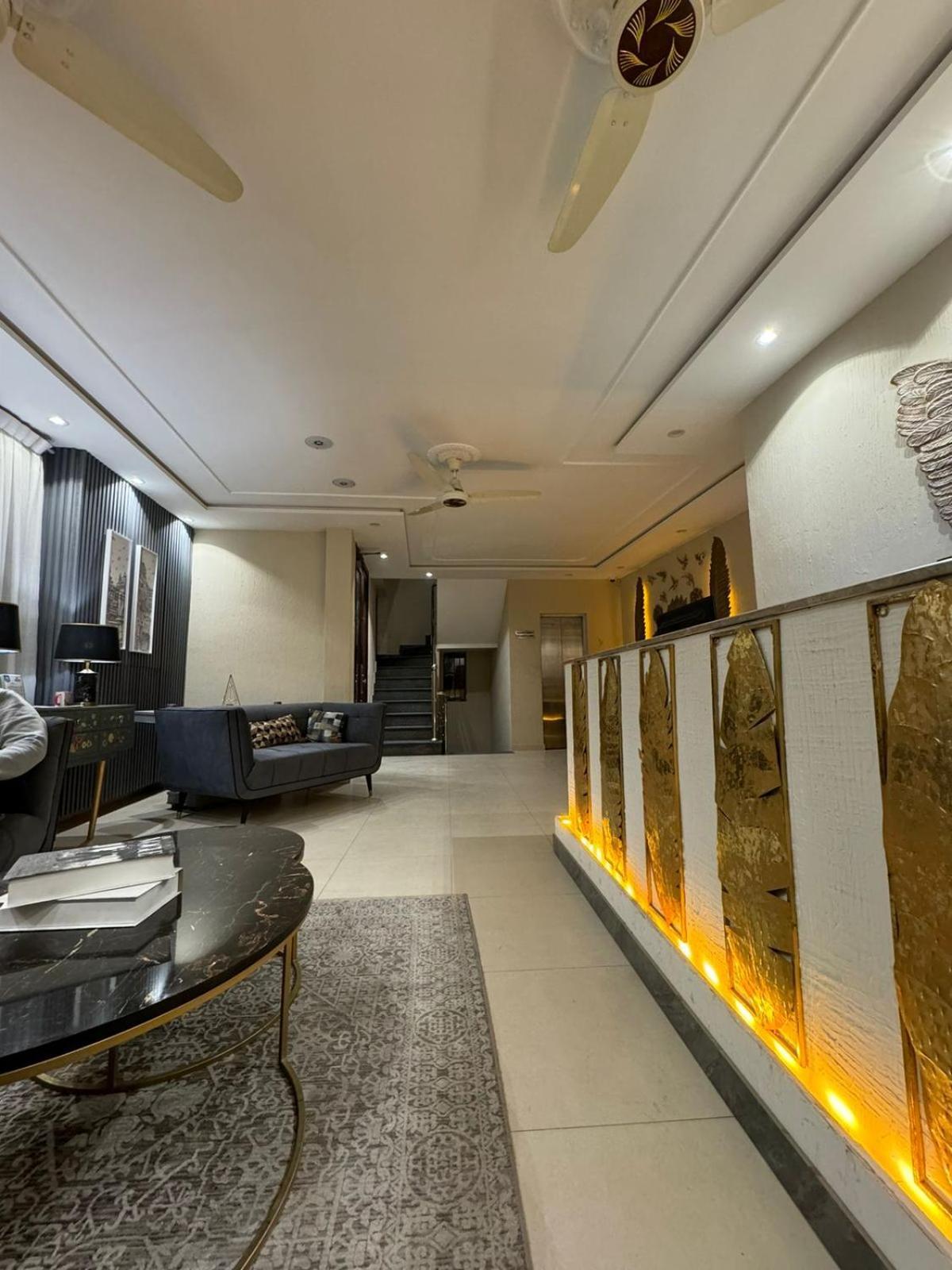 Shelton Boulevard Hotel Лахор Екстер'єр фото
